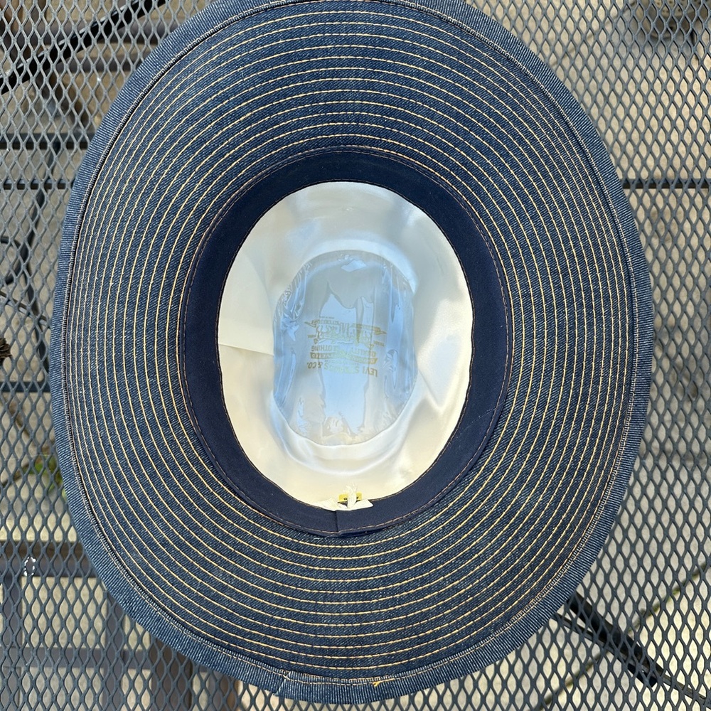 Classic Levi's Blue Denim Wide Brim Hat 7 3/8 - Picture 7 of 9